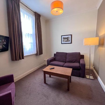 Mercure Southampton Centre Dolphin Hotel Екстер'єр фото