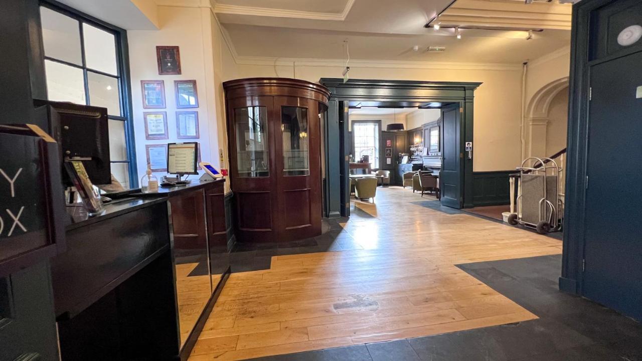 Mercure Southampton Centre Dolphin Hotel Екстер'єр фото