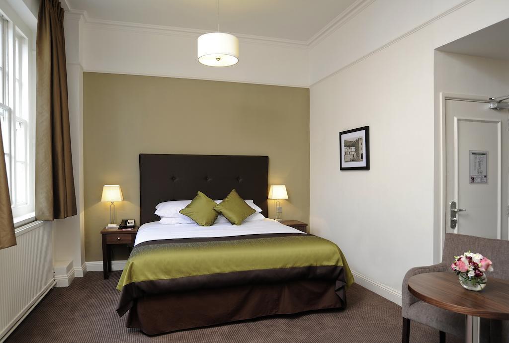 Mercure Southampton Centre Dolphin Hotel Екстер'єр фото