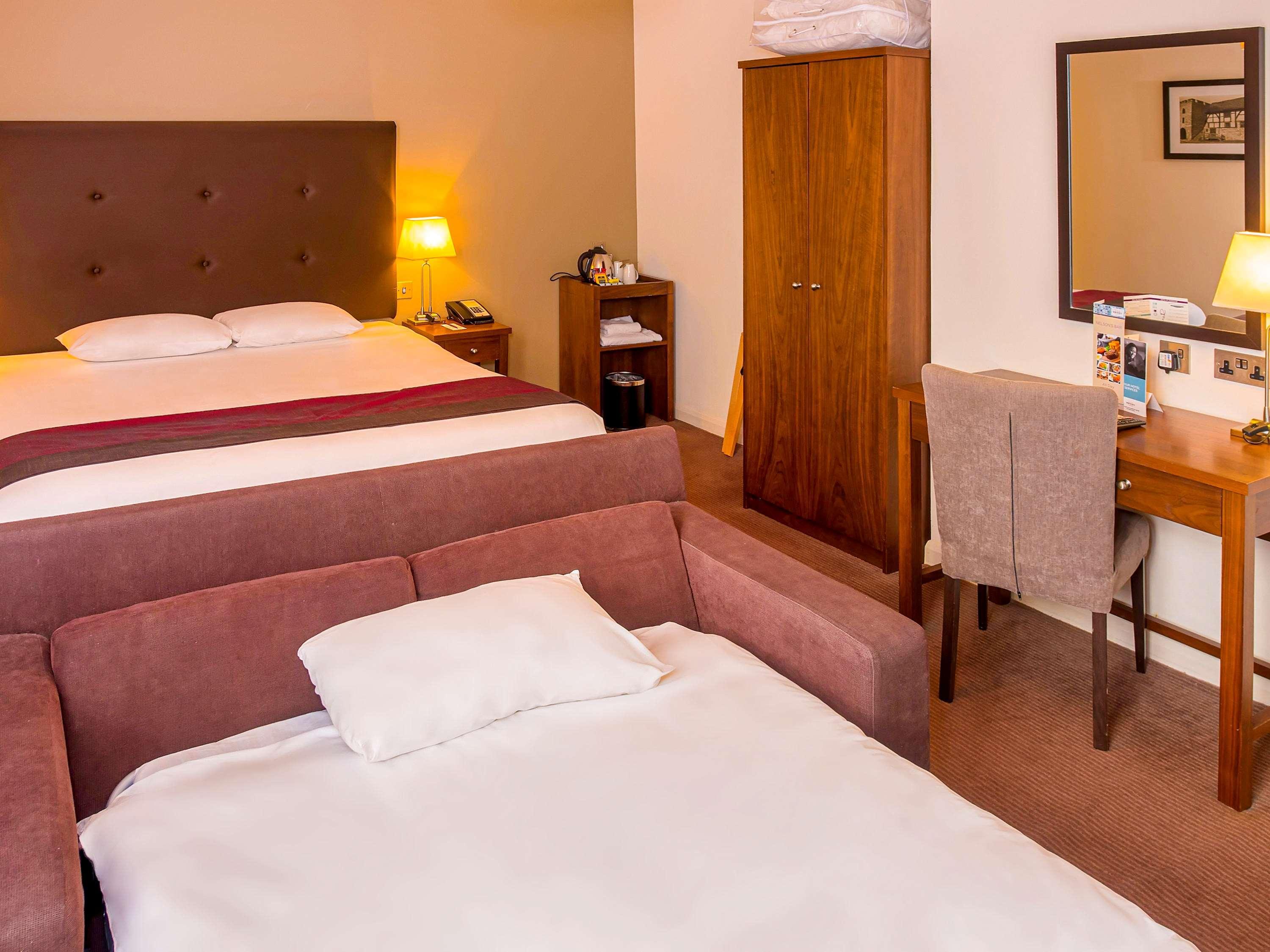Mercure Southampton Centre Dolphin Hotel Екстер'єр фото