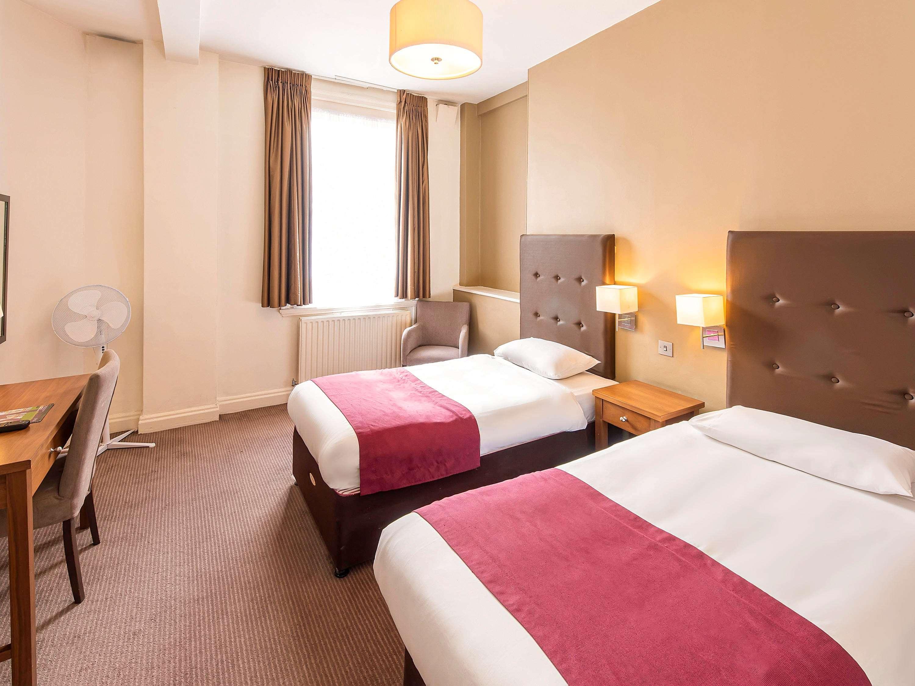 Mercure Southampton Centre Dolphin Hotel Екстер'єр фото