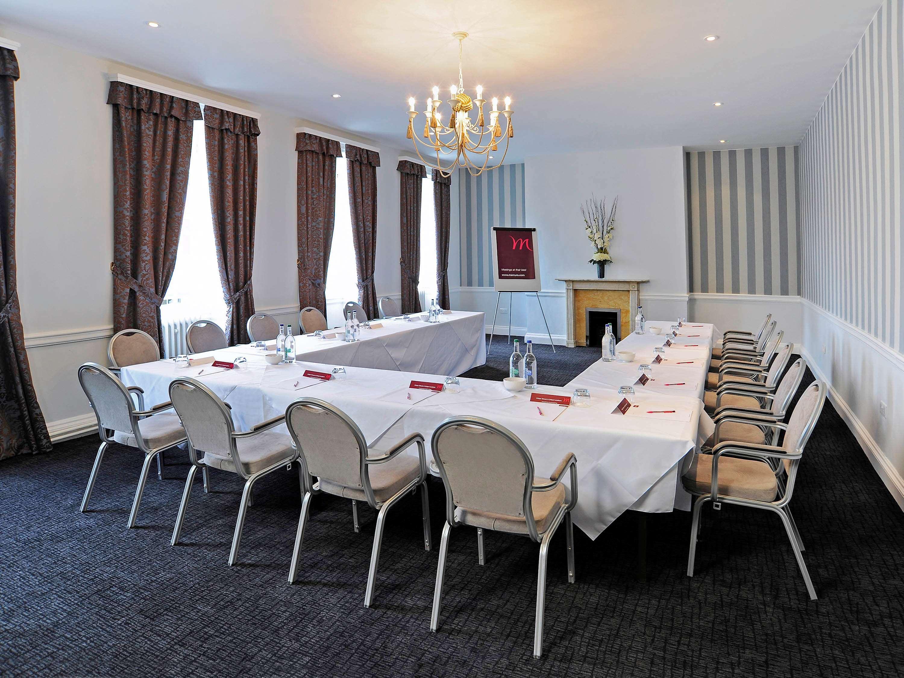 Mercure Southampton Centre Dolphin Hotel Екстер'єр фото