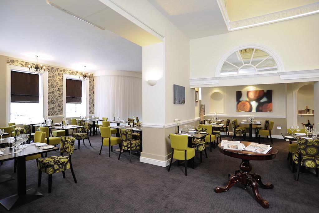Mercure Southampton Centre Dolphin Hotel Екстер'єр фото