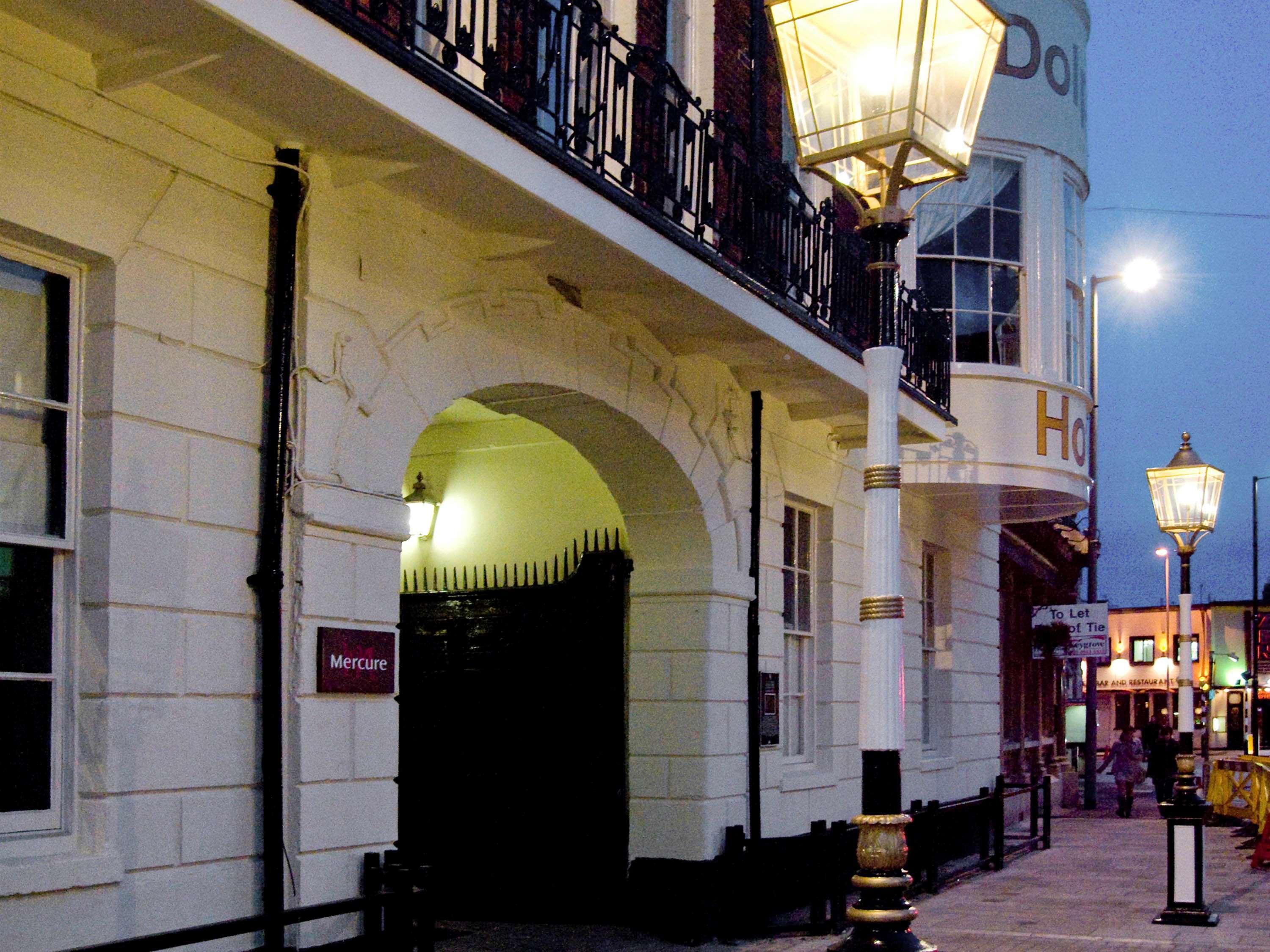 Mercure Southampton Centre Dolphin Hotel Екстер'єр фото