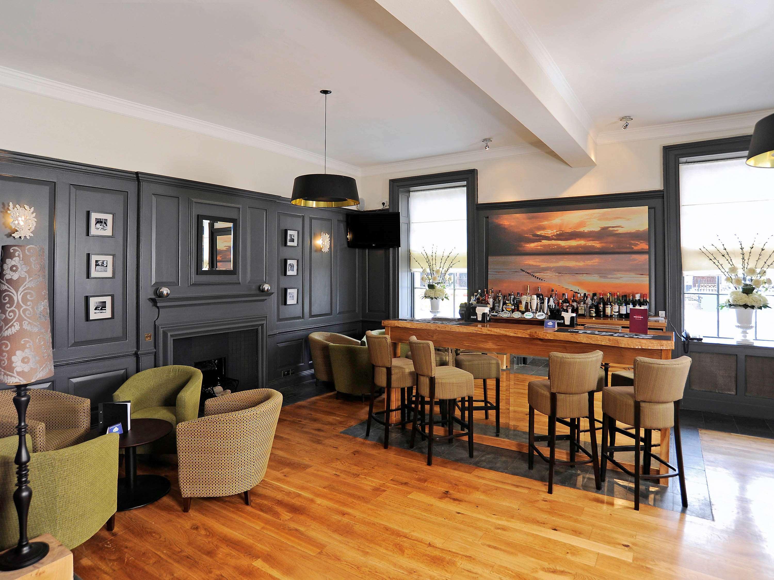 Mercure Southampton Centre Dolphin Hotel Екстер'єр фото